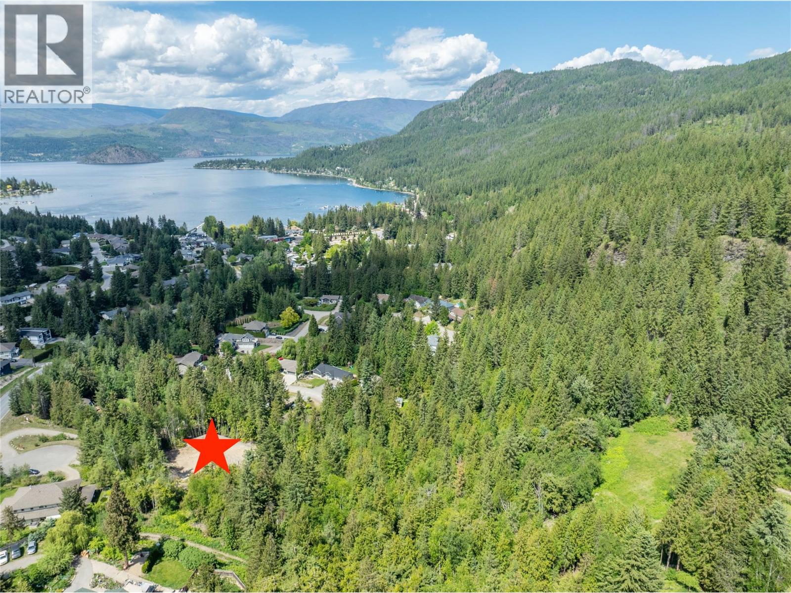  2744 Lake Mount Place, Blind Bay