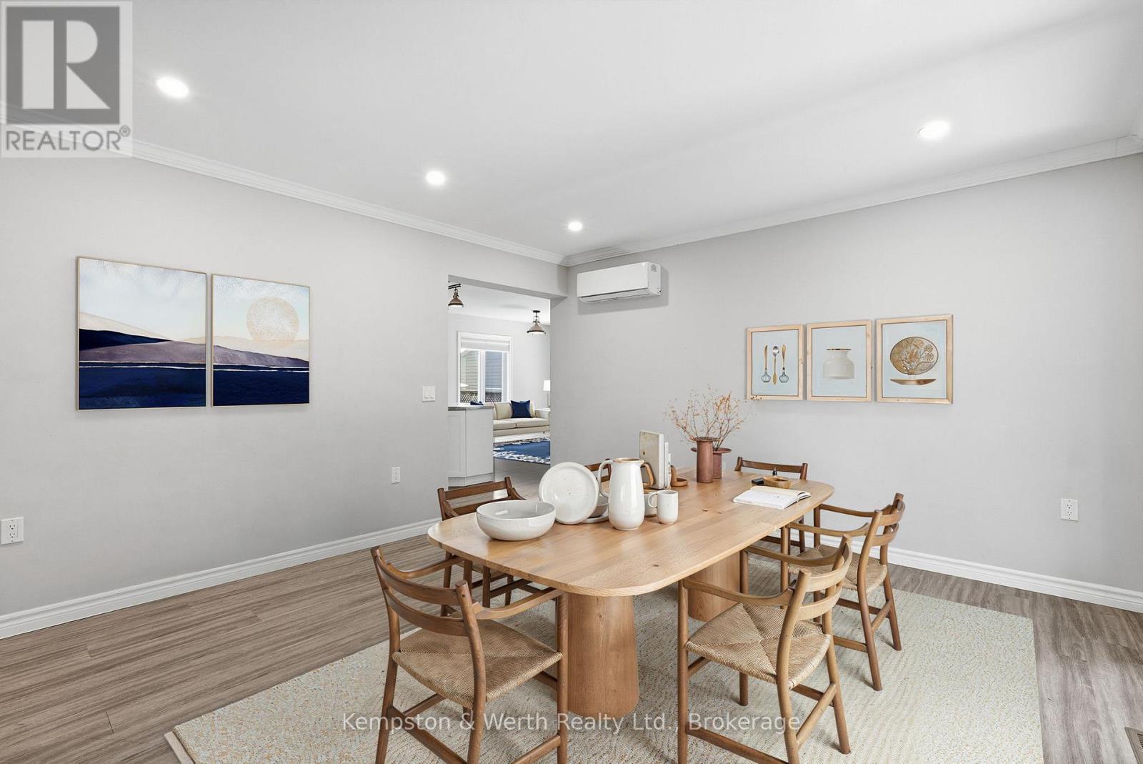 645 DAVIDSON AVENUE S - 12