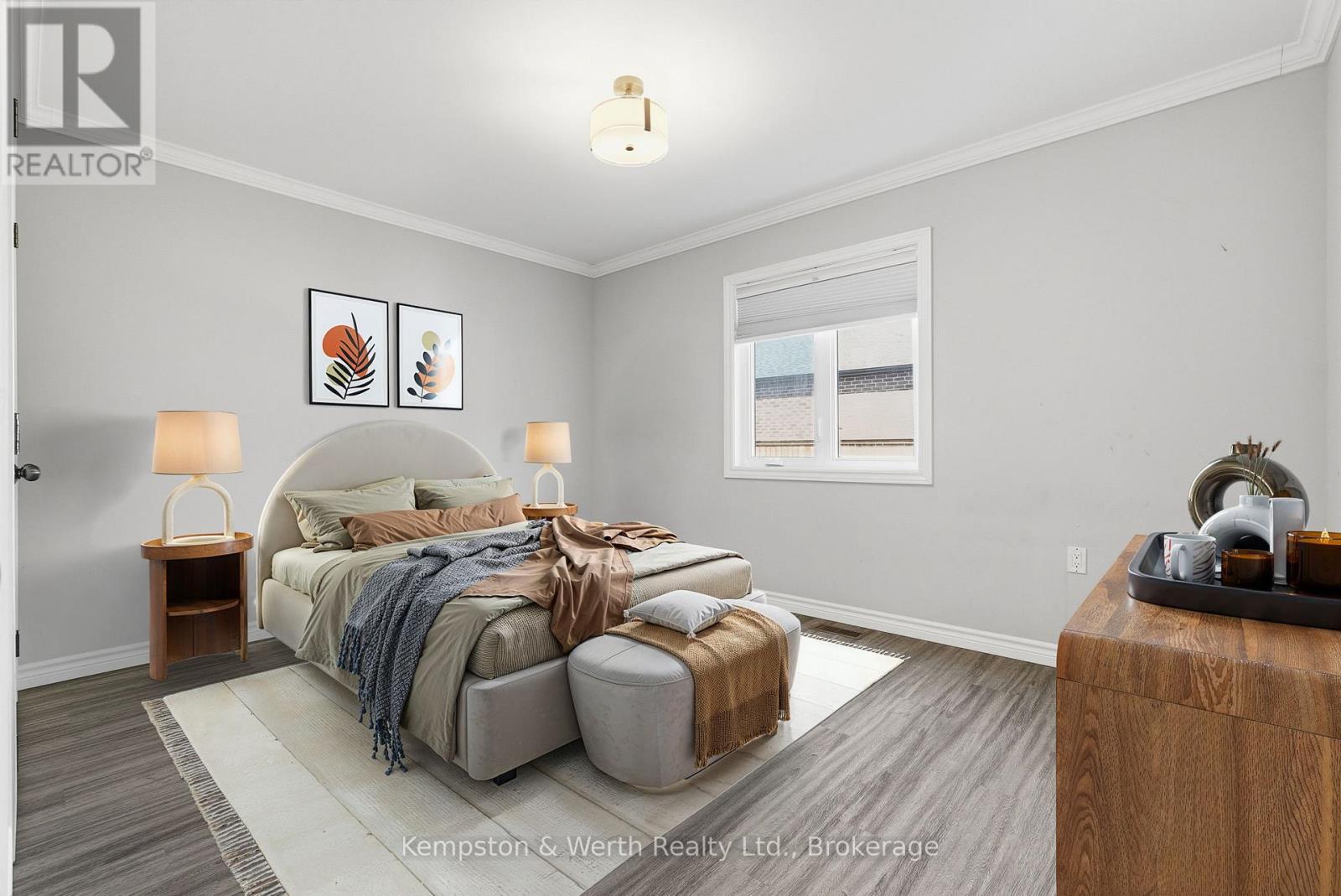 645 DAVIDSON AVENUE S - 13