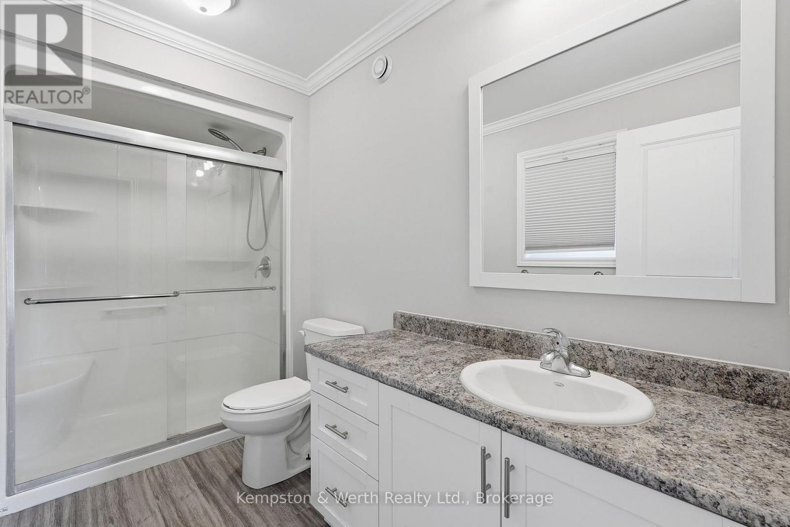 645 DAVIDSON AVENUE S - 17