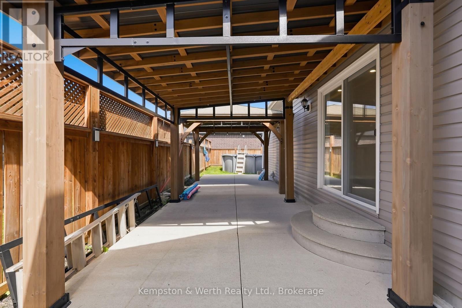 645 DAVIDSON AVENUE S - 35