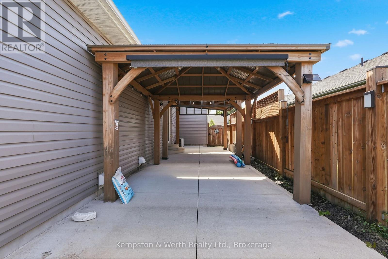 645 DAVIDSON AVENUE S - 36