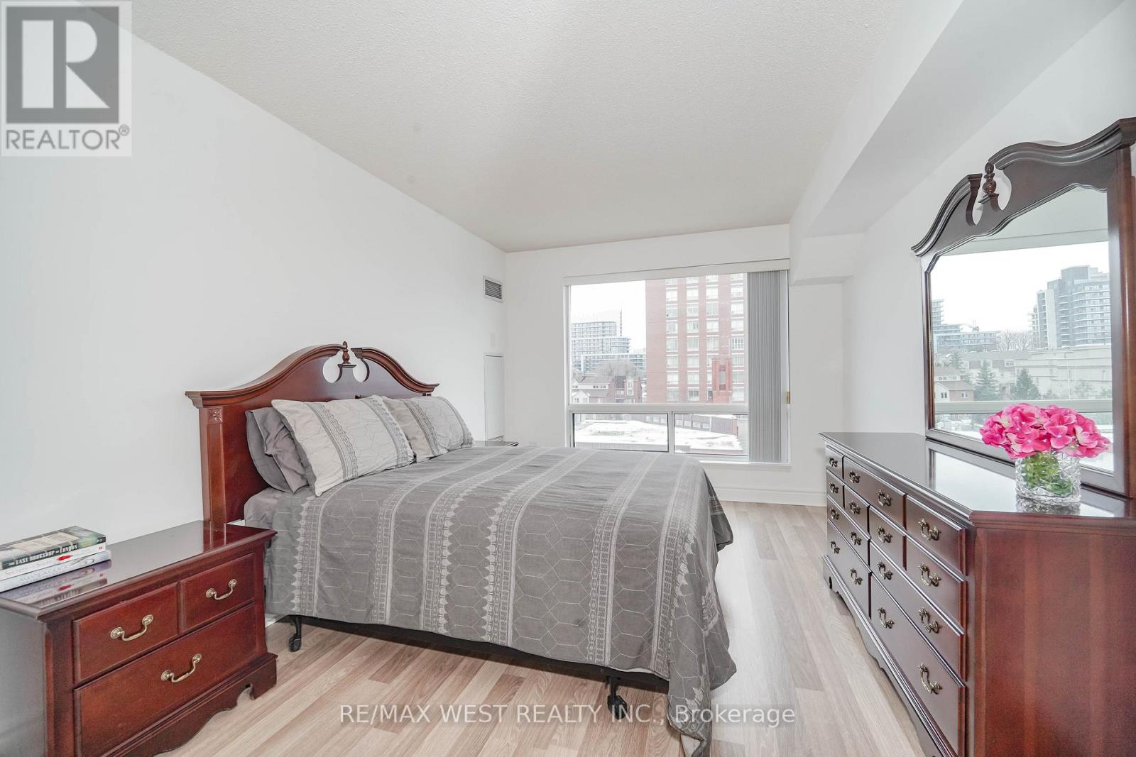 #602 1 HYCREST AVENUE - 6