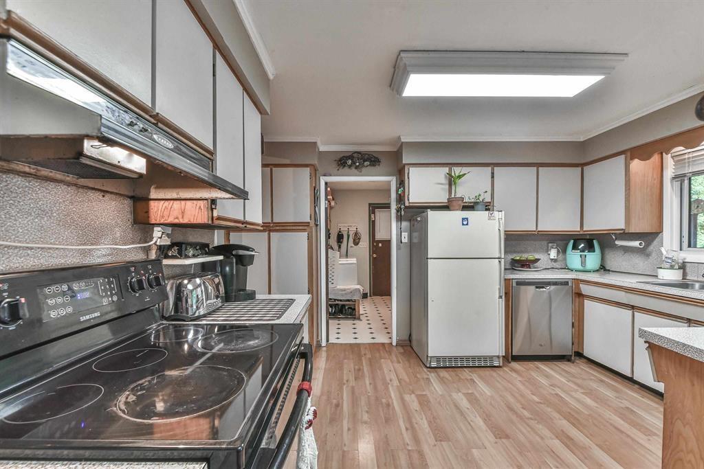 3 Bed, 2 Bath House for Sale in Surrey – 6446 138 STREET, Surrey – MLS# R3129595 - Image 7