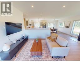 Primary Bedroom - 2530 Ford Road, Smithers, BC V0J2N4 Photo 8