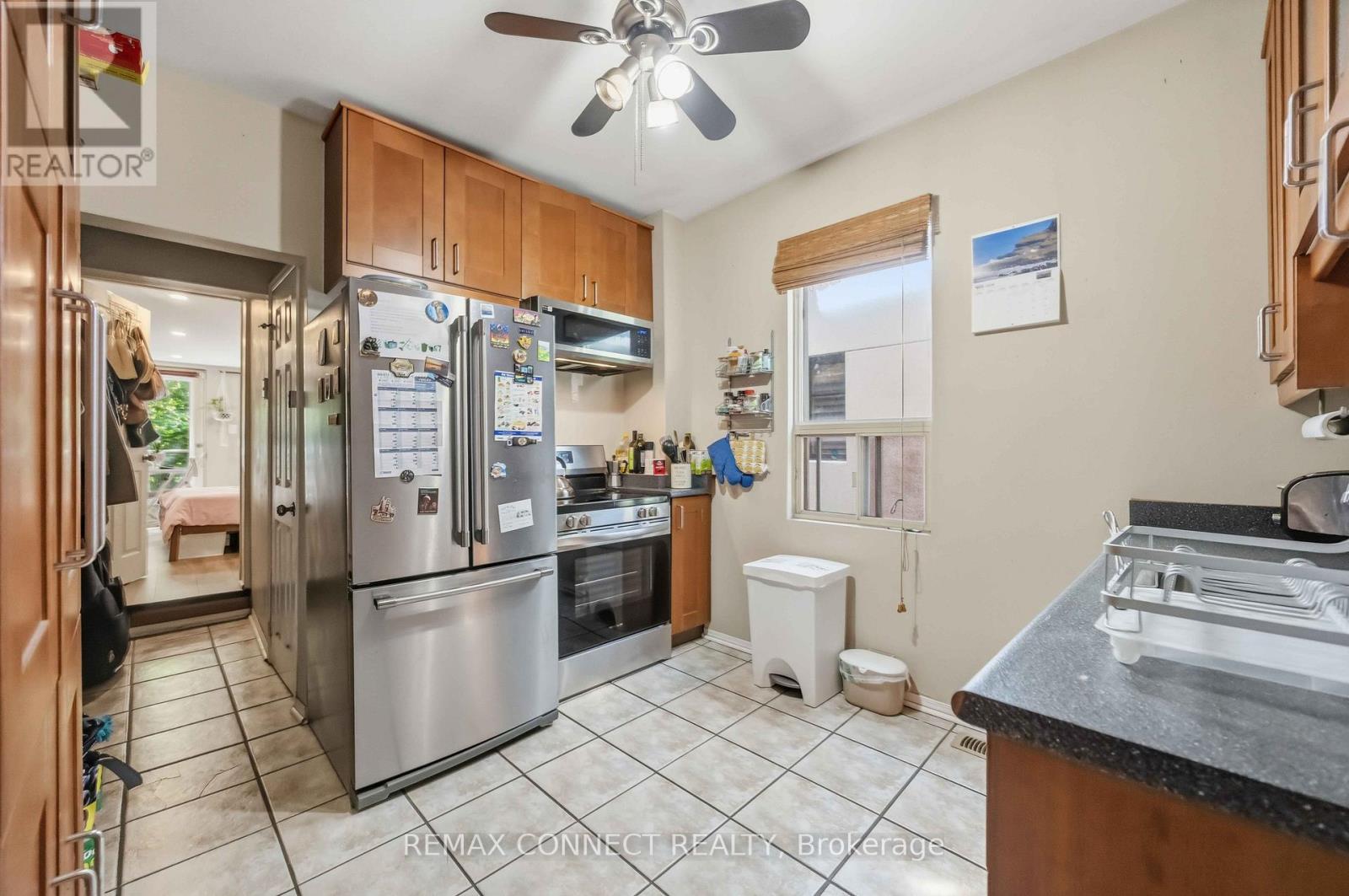 261 CEDARVALE AVENUE - 14
