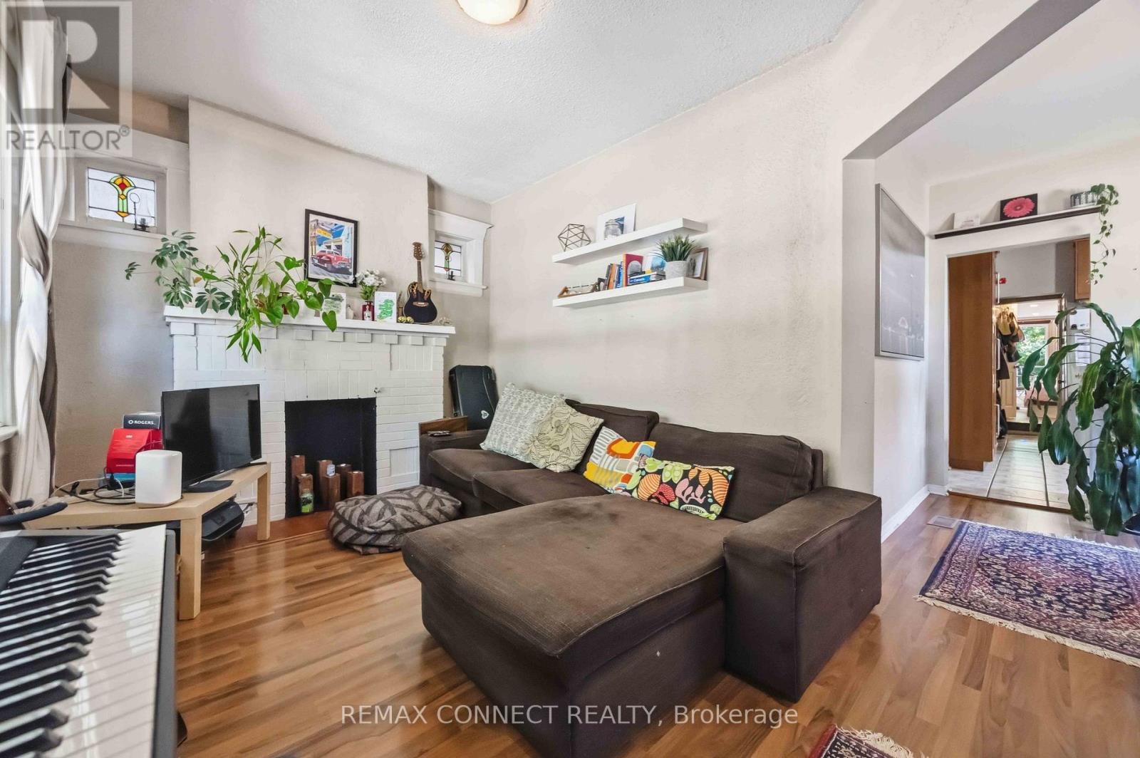 261 CEDARVALE AVENUE - 17
