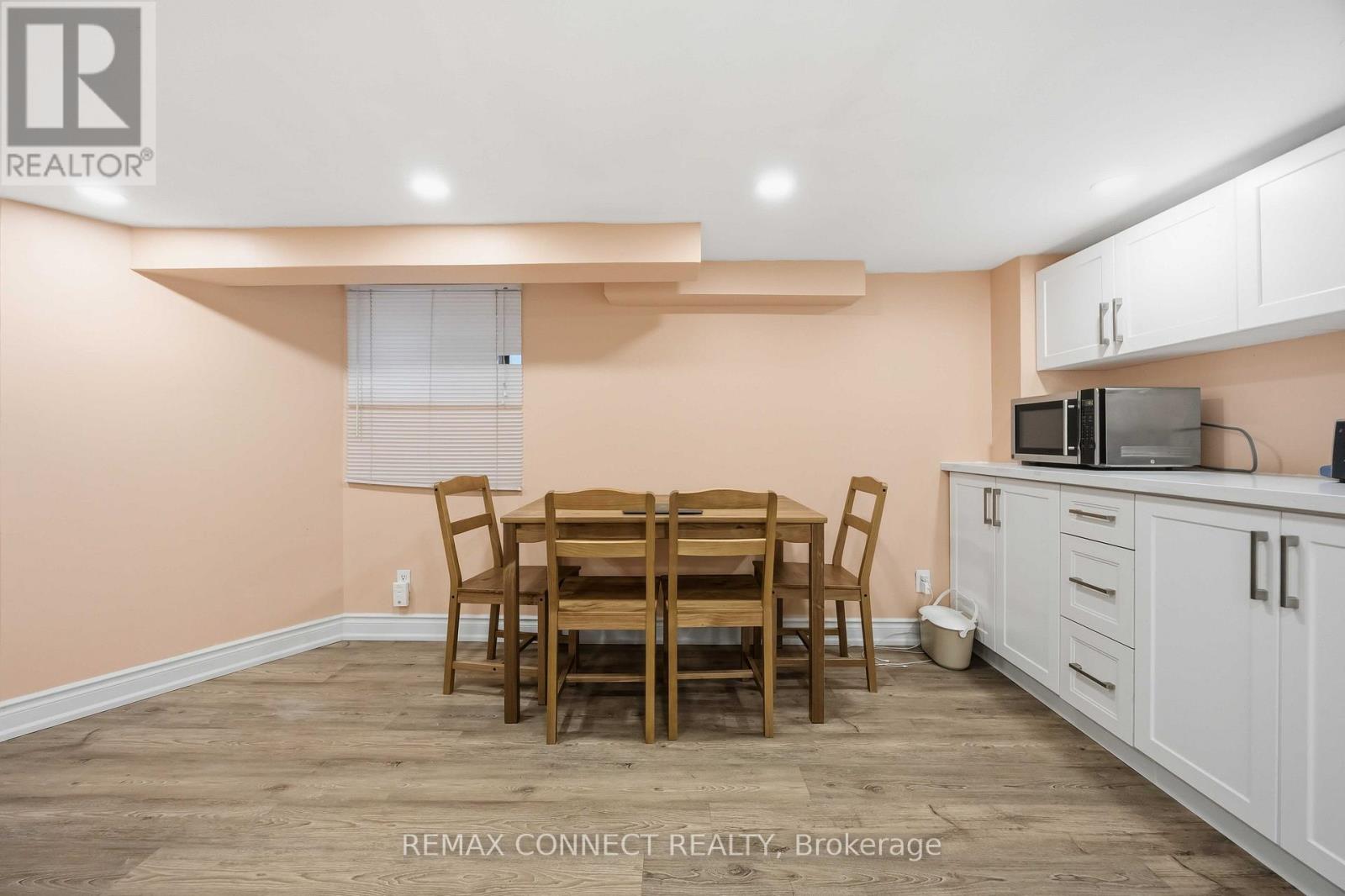 261 CEDARVALE AVENUE - 24