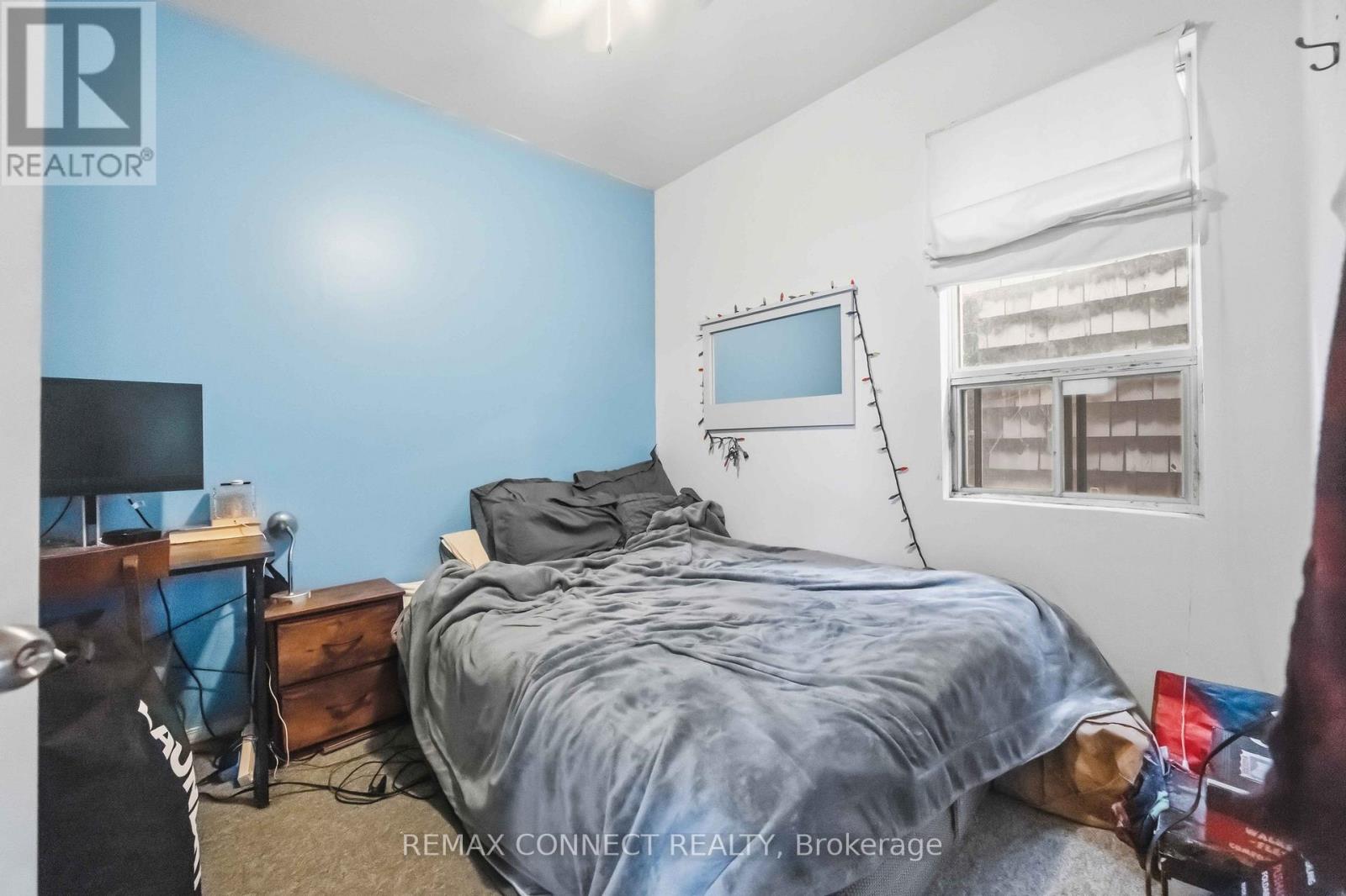 261 CEDARVALE AVENUE - 32