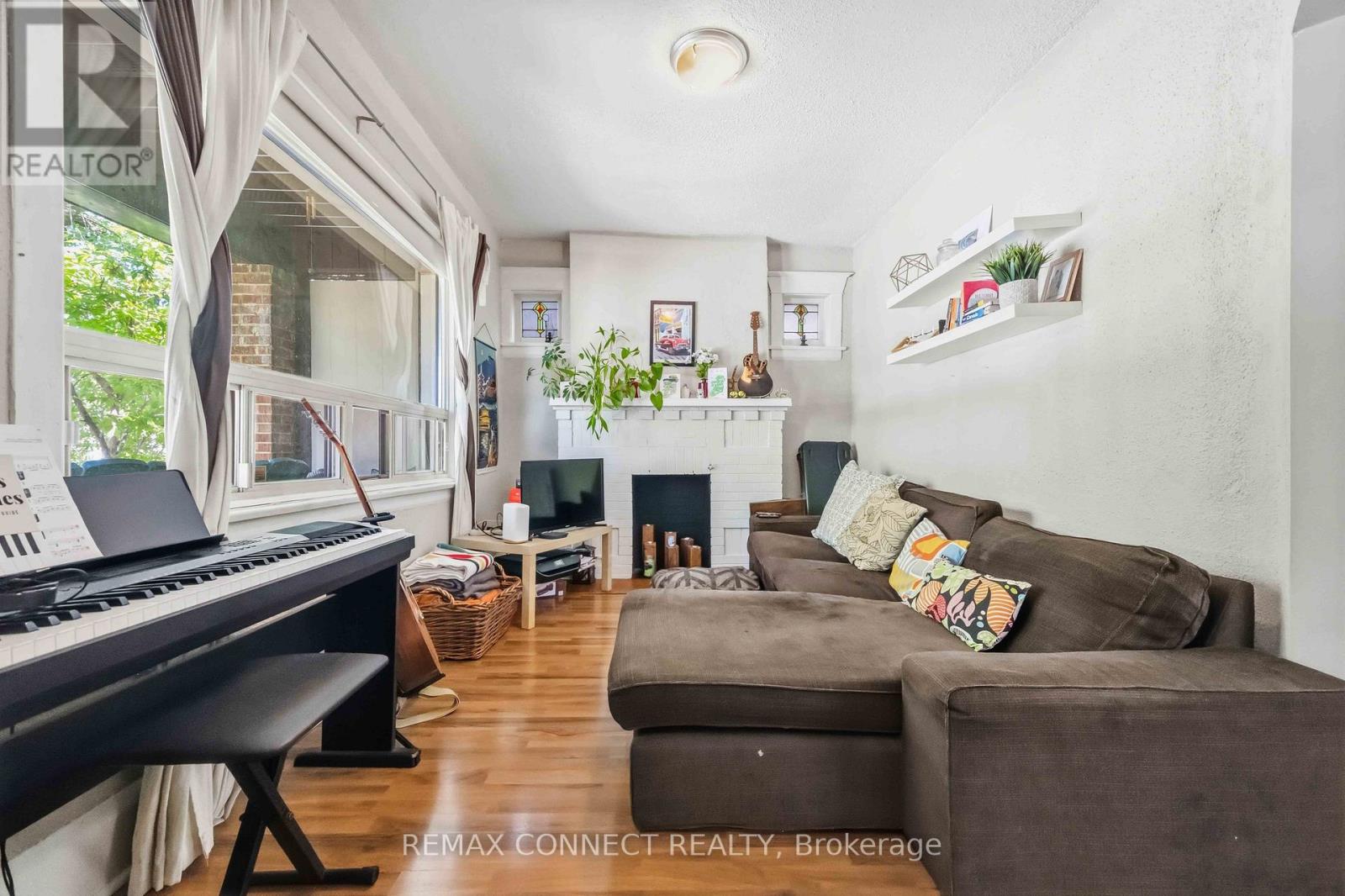 261 CEDARVALE AVENUE - 47
