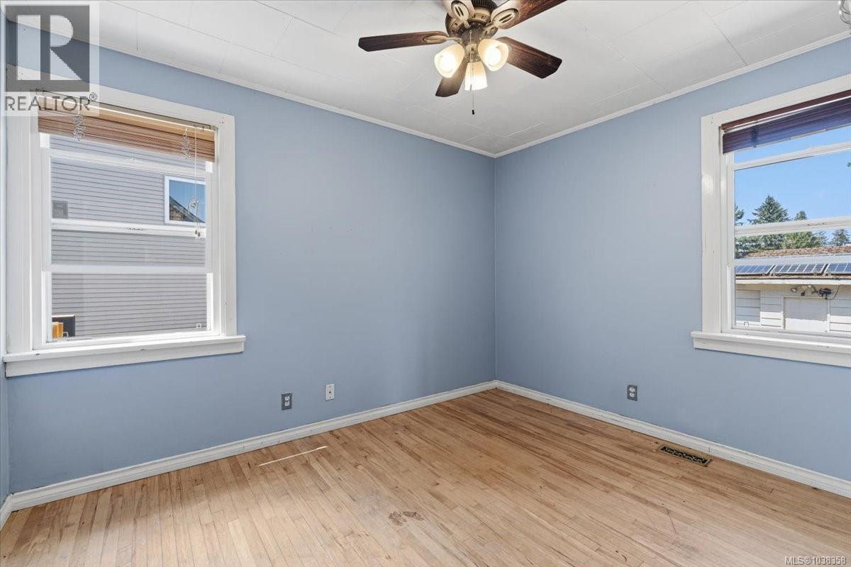 1032 Moyse Cres - 15