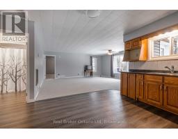 16 Twin River Drive N, South Bruce Peninsula, ON N0H2T0 Photo 8
