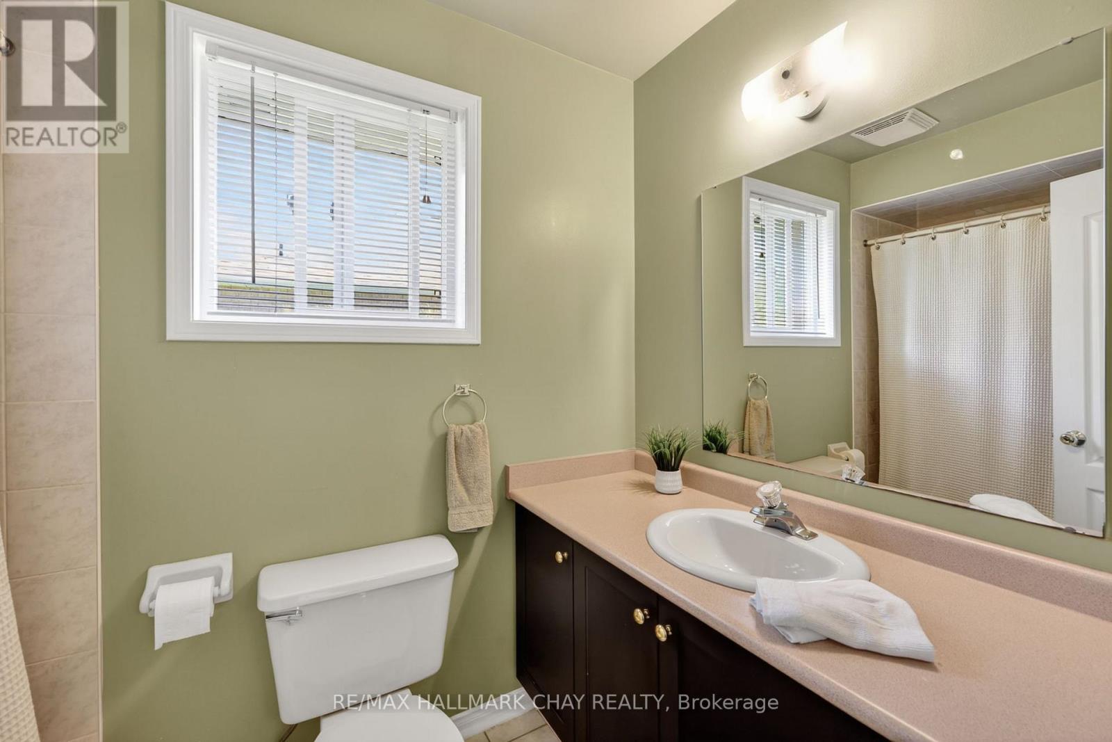 143 EMMS DRIVE - 22