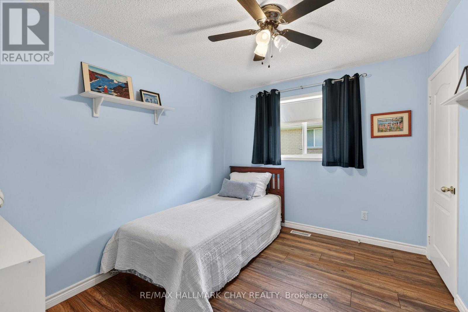 143 EMMS DRIVE - 23