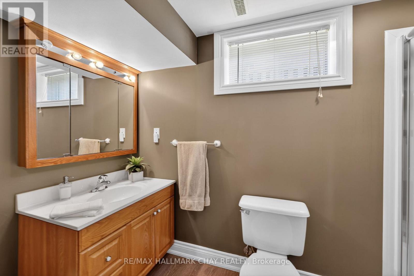 143 EMMS DRIVE - 31