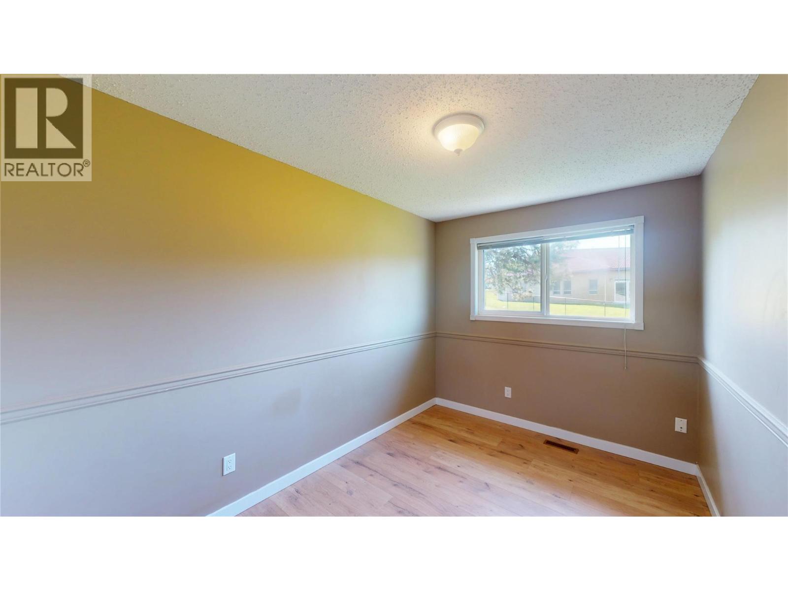 2221 3RD Street N - 22