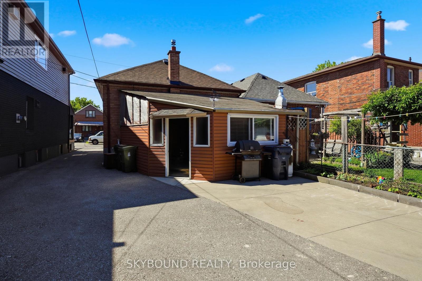 90 YPRES ROAD - 24
