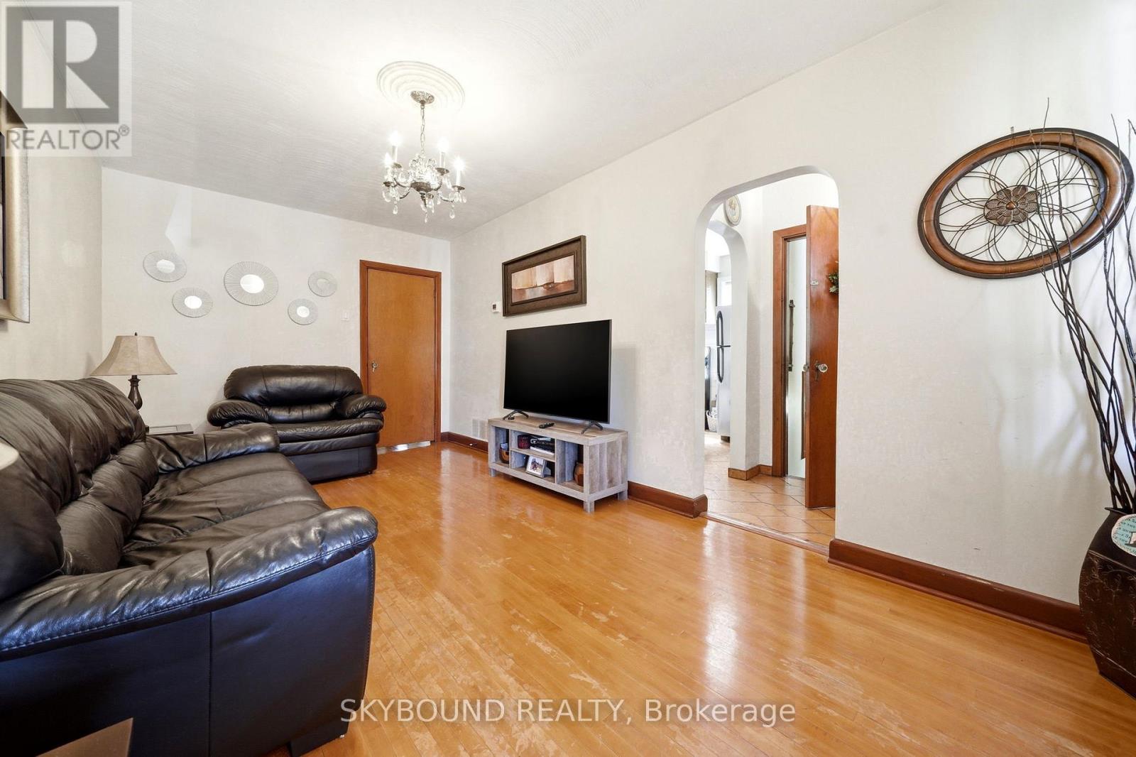90 YPRES ROAD - 6