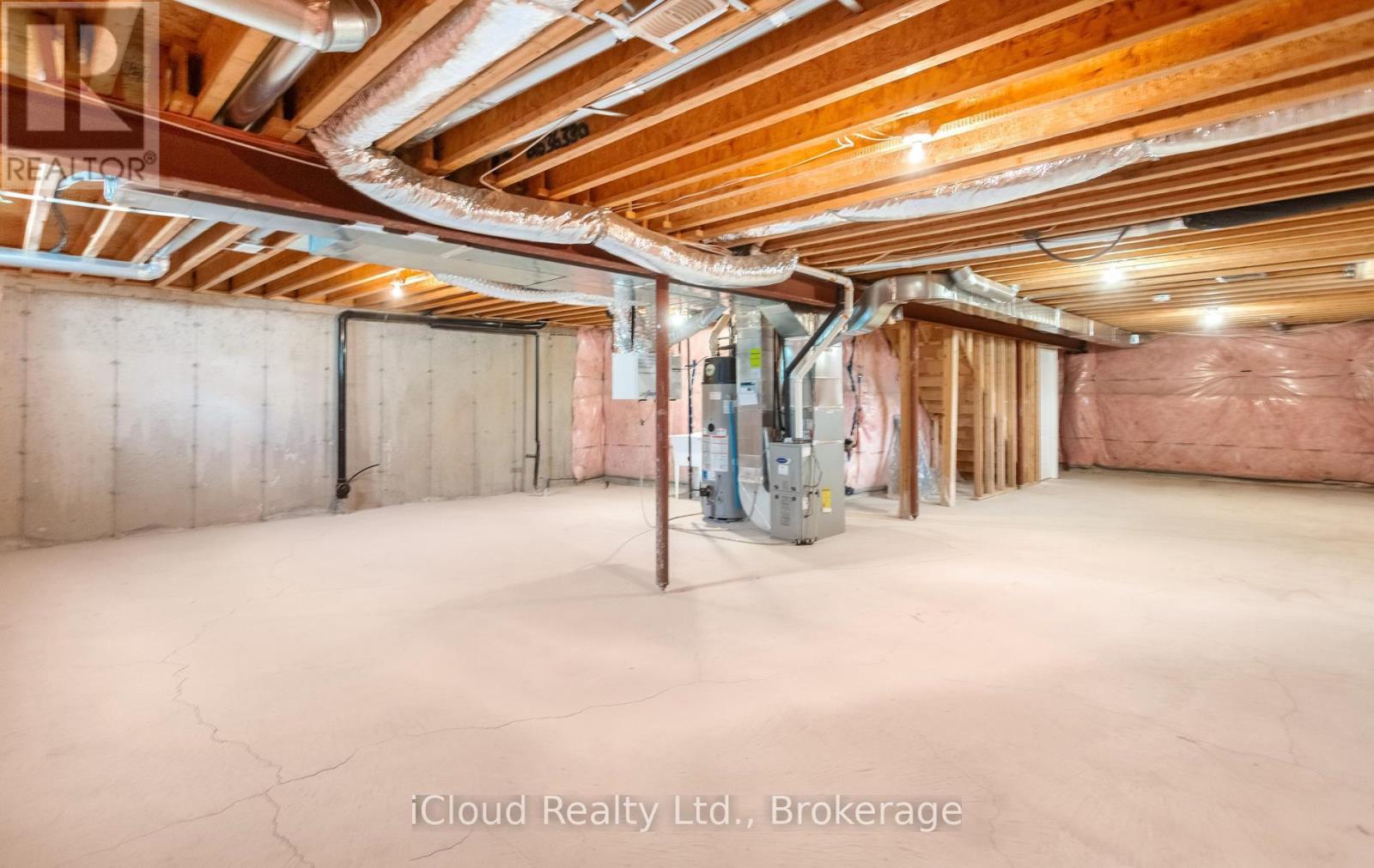 #10 47 SEEDHOUSE ROAD - 32