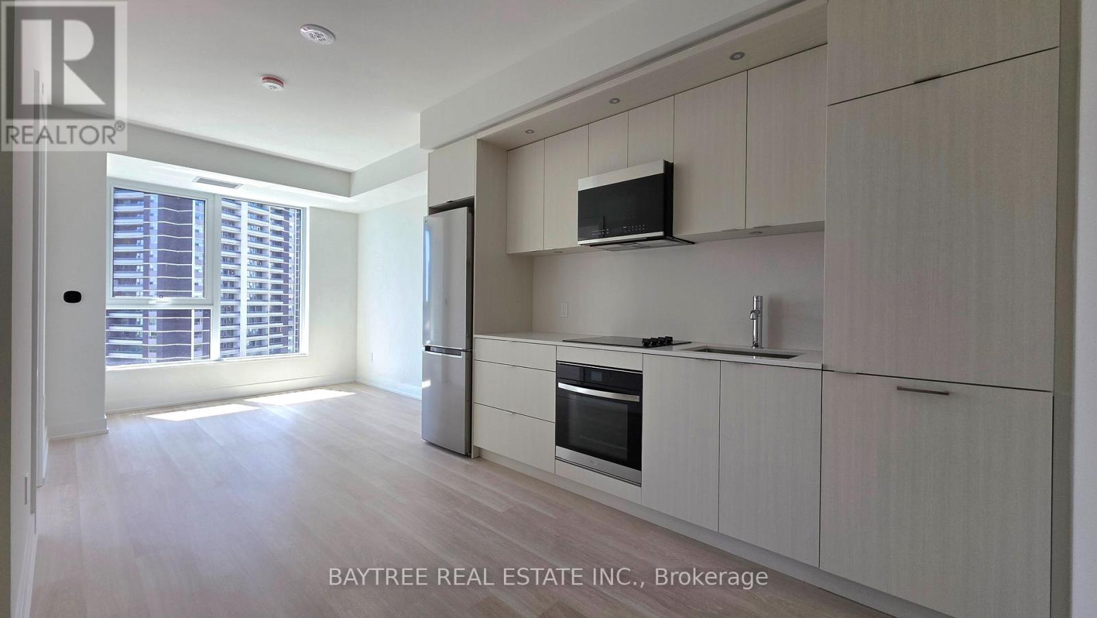 Listing photo of 1305 - 60 CENTRAL PARK ROADWAY