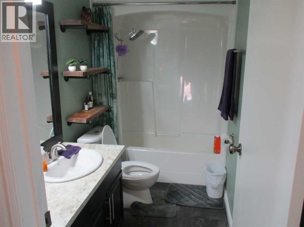 505 4th Street NE - 10
