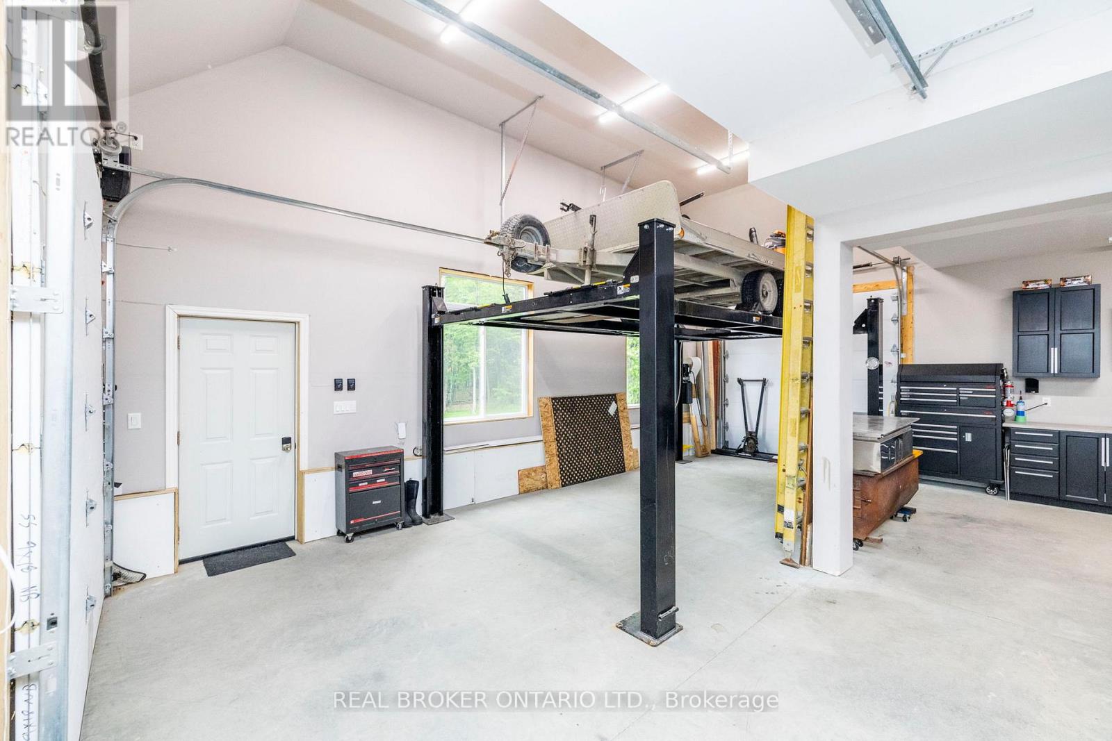 265 JUSTIN DRIVE - 40