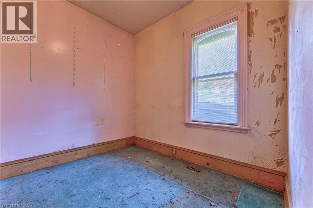 12 MYRTLE Avenue - 17