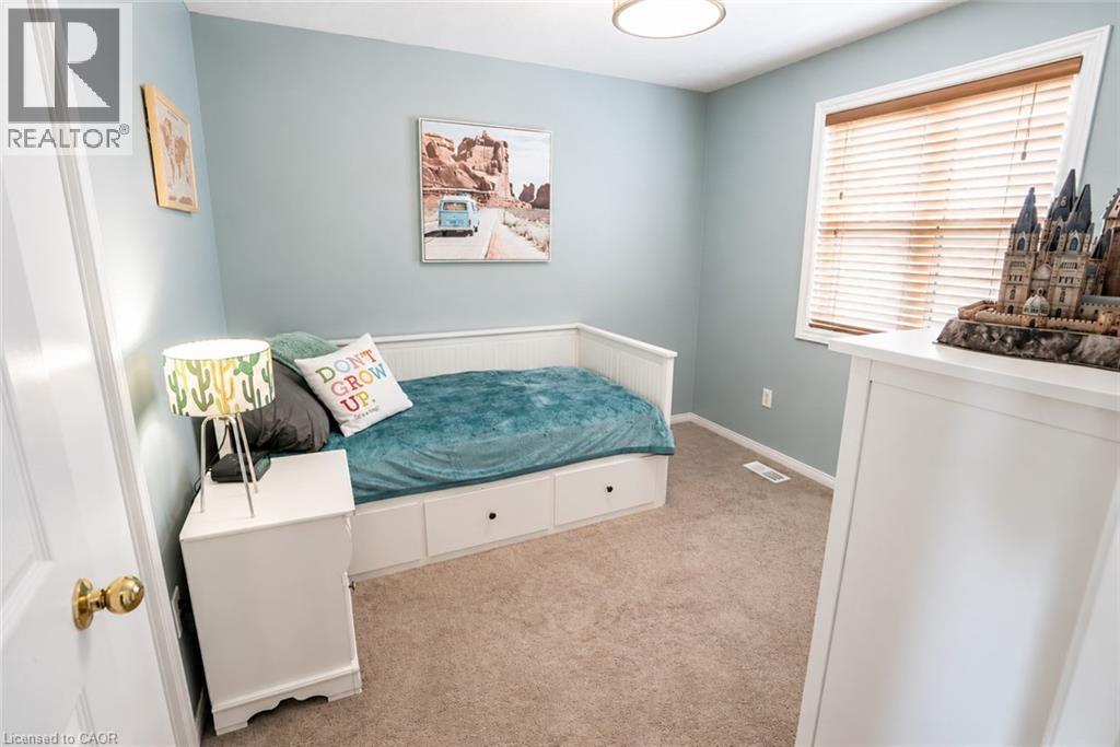 3-bedroom home for sale at 24 LOVELL Crescent, Brantford ON · photo 21 of 35