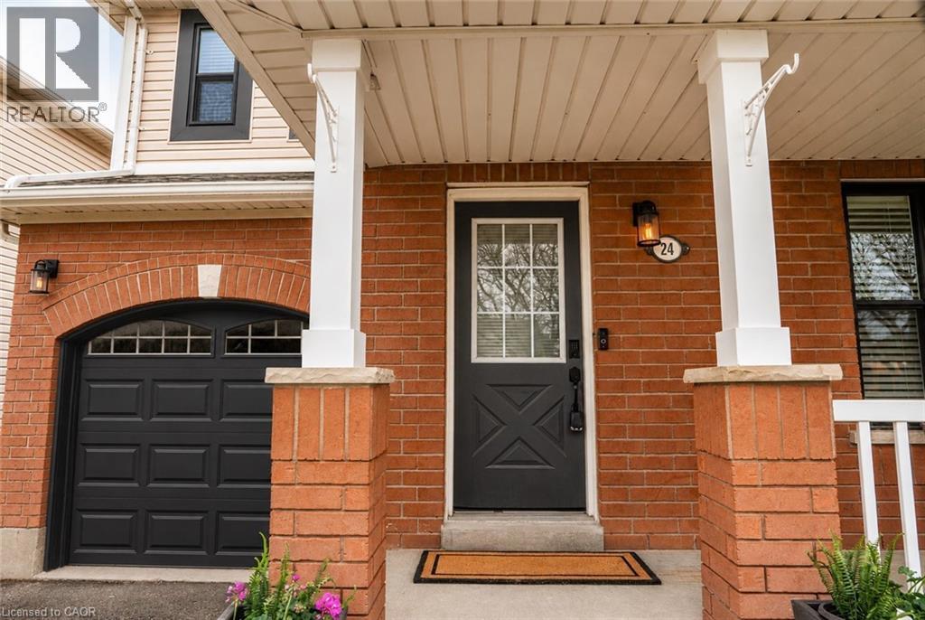 3-bedroom home for sale at 24 LOVELL Crescent, Brantford ON · photo 3 of 35