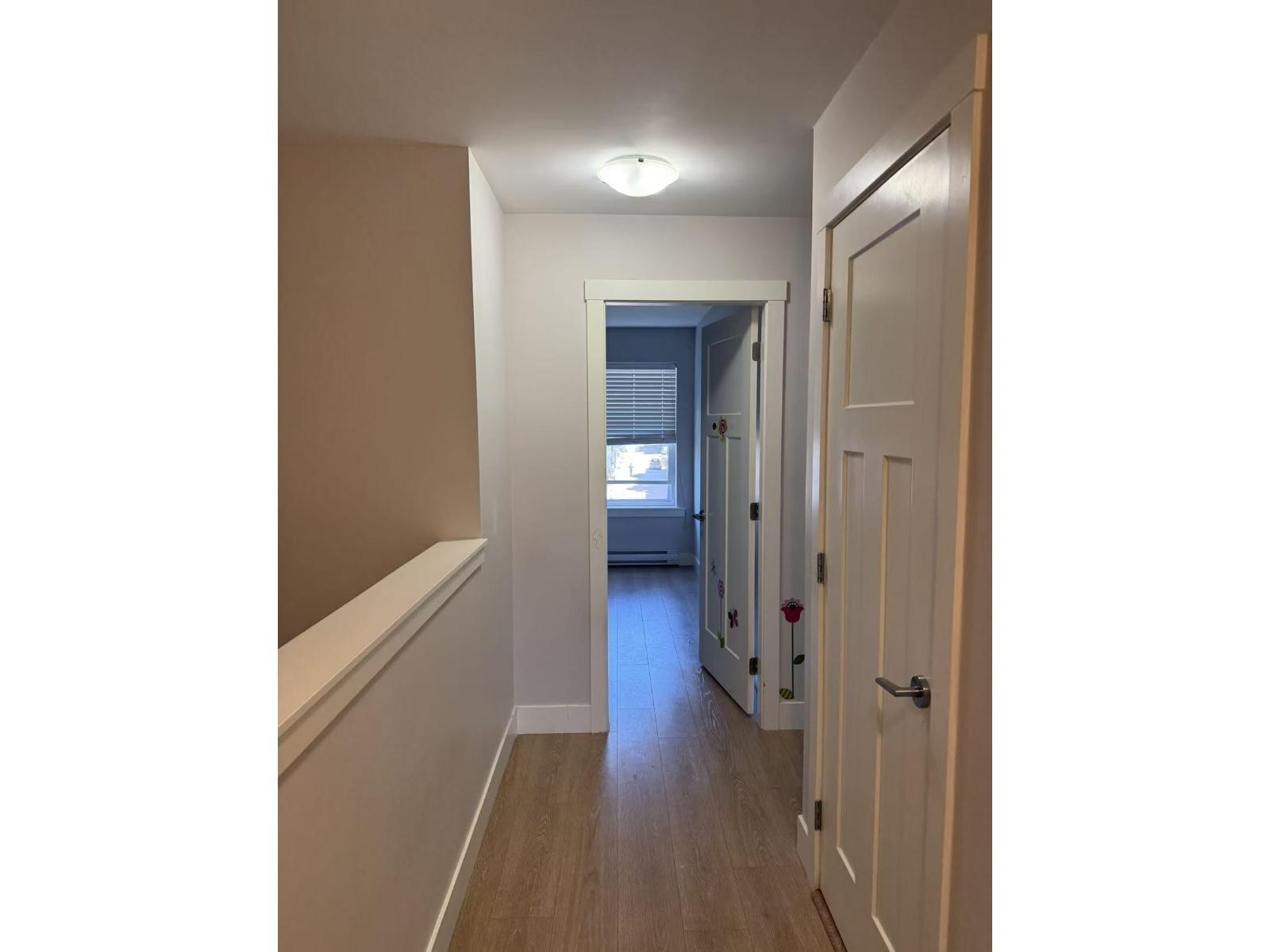 House in Langley - Image 21