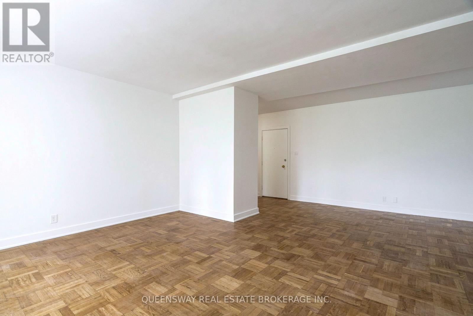 Living & Dining View 5