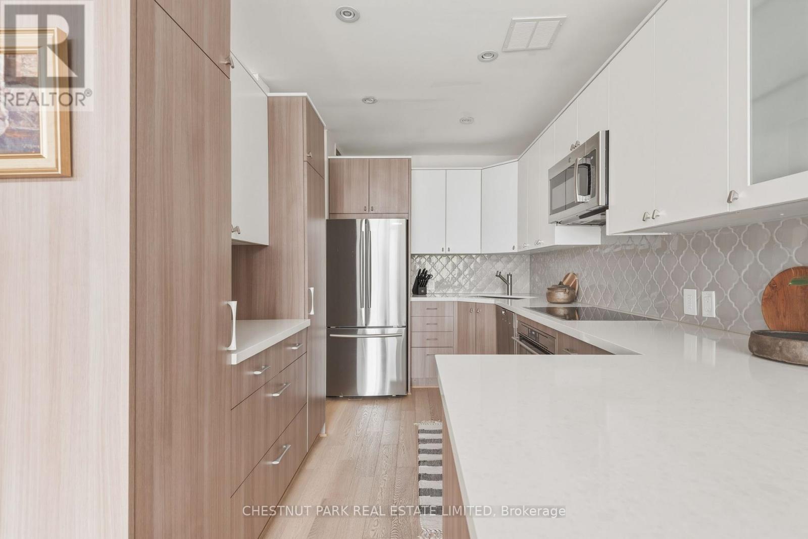 #318 40 OAKLANDS AVENUE - 12