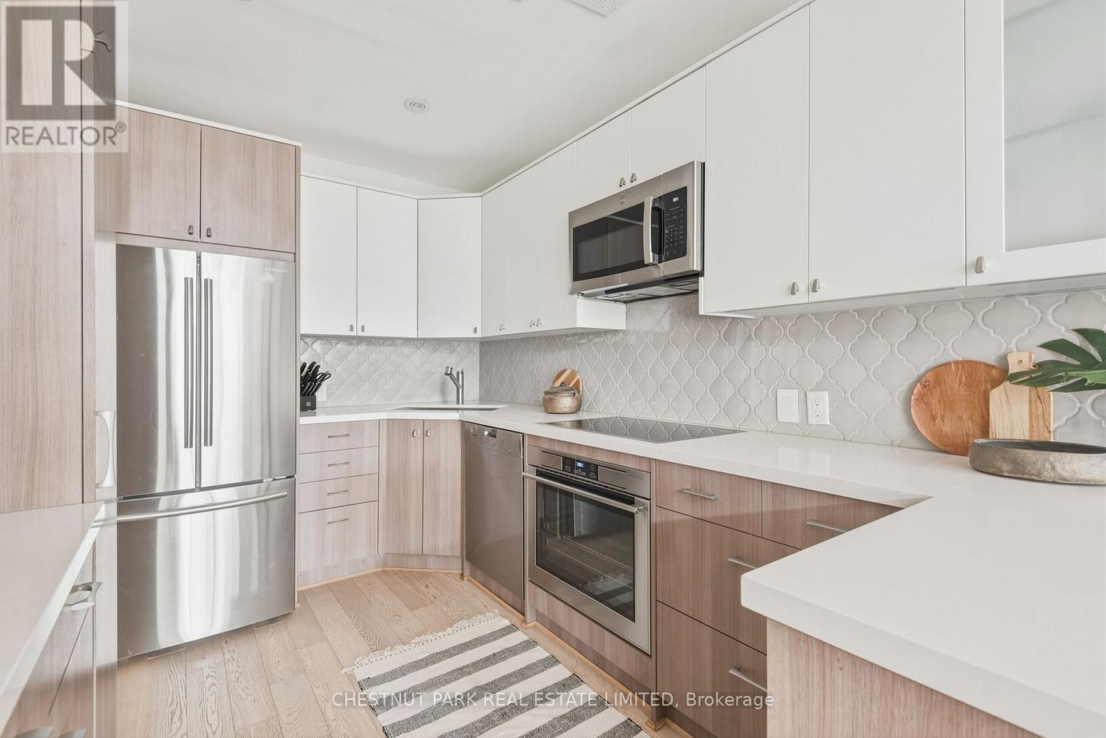 #318 40 OAKLANDS AVENUE - 13