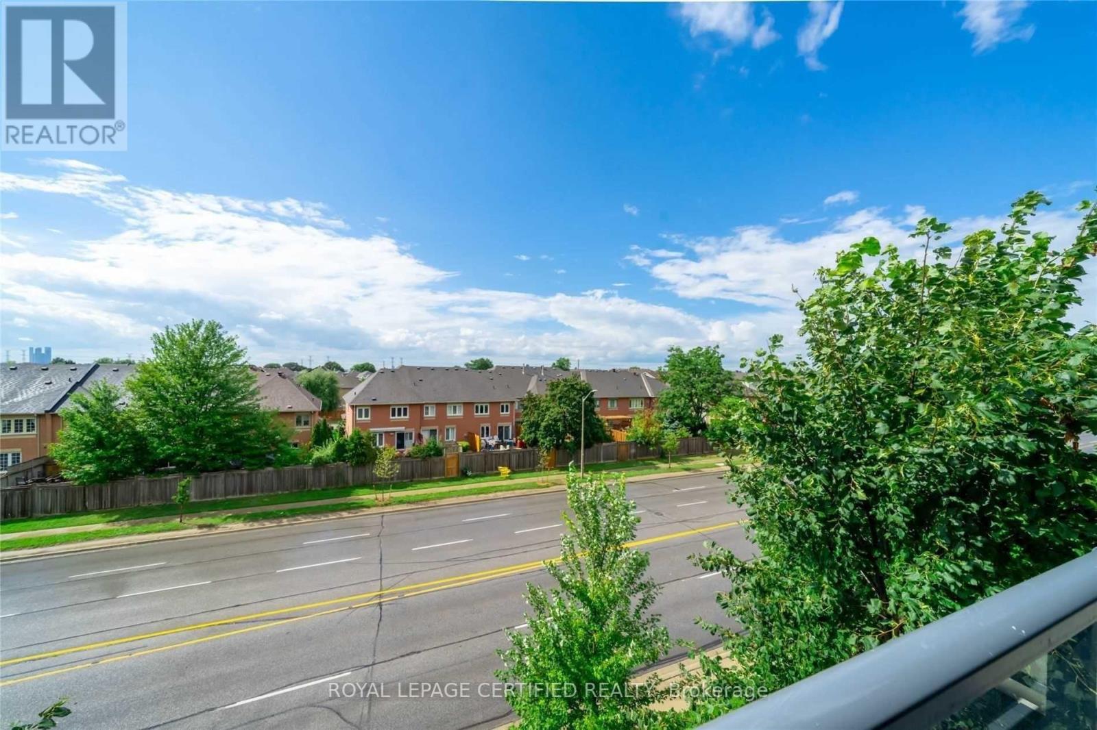 #311 95 NORTH PARK ROAD - 25