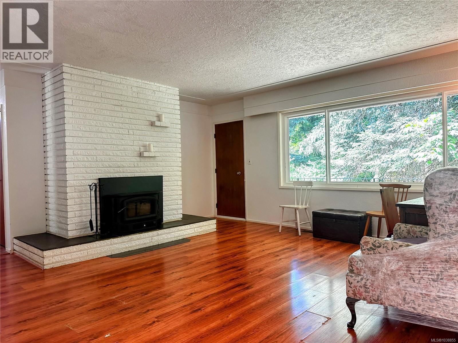 3246 Gibbins Rd - 19
