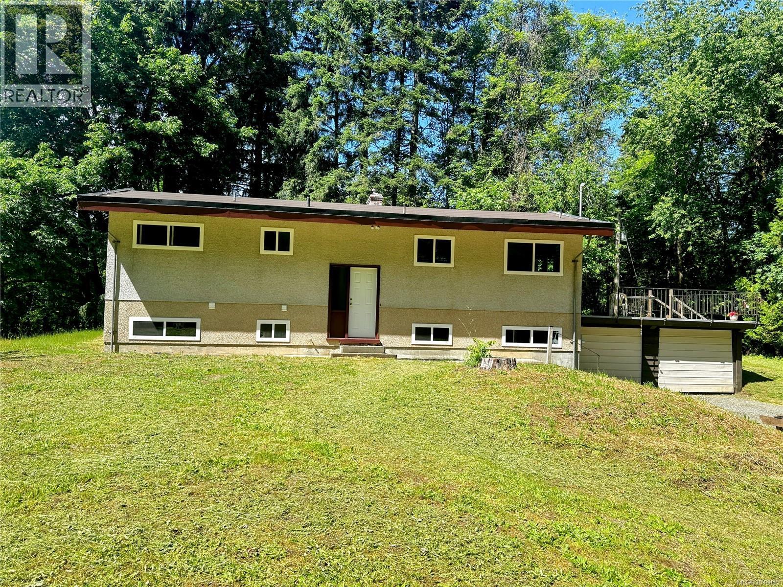 3246 Gibbins Rd - 48