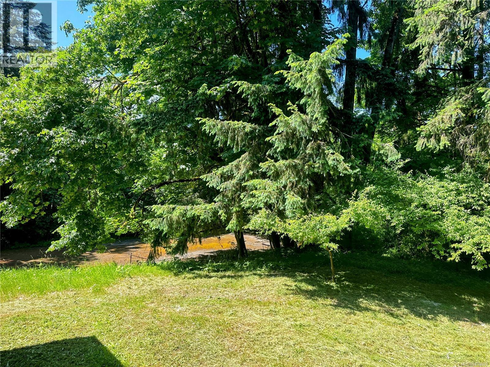 3246 Gibbins Rd - 53