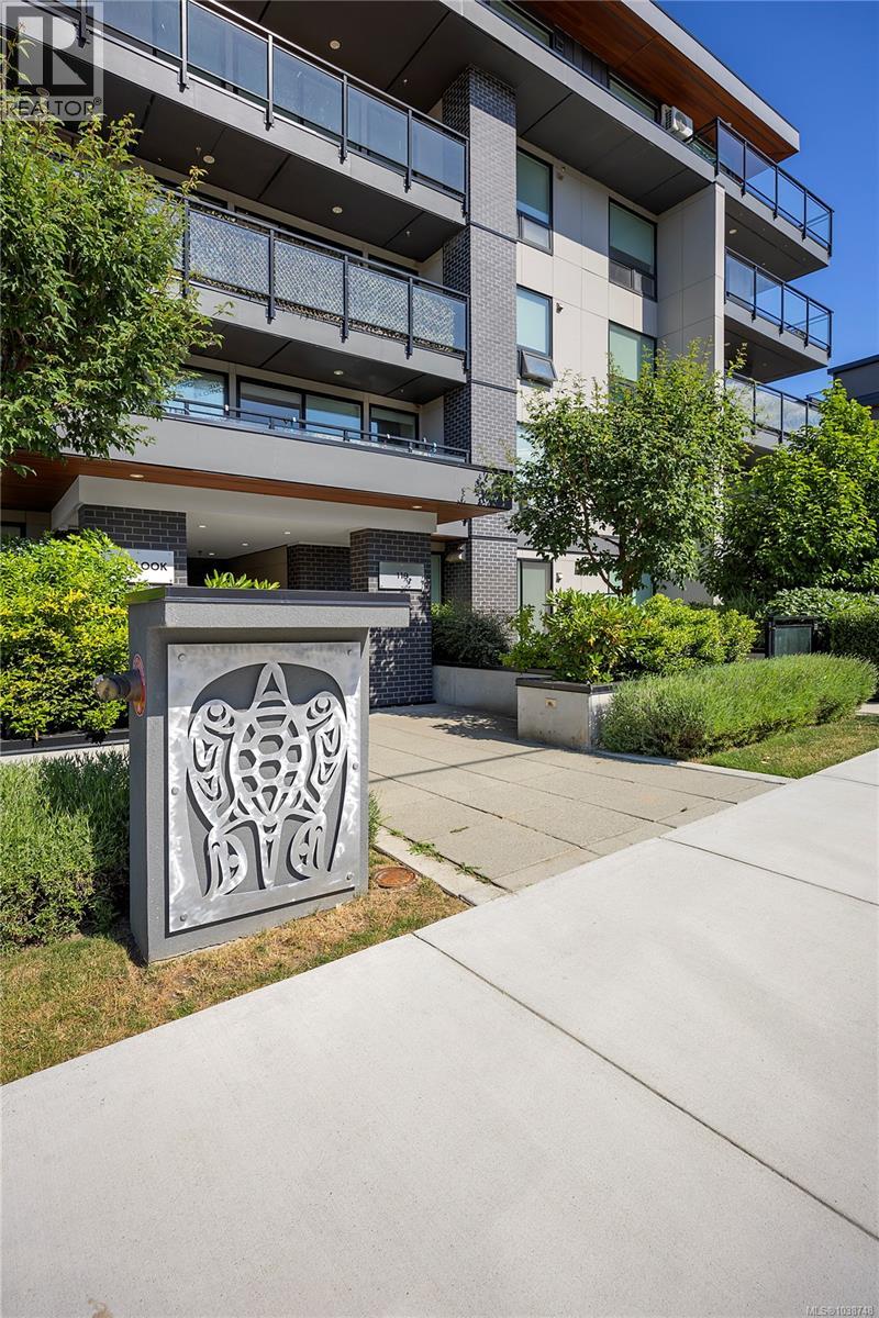 306 119 Haliburton St, Nanaimo