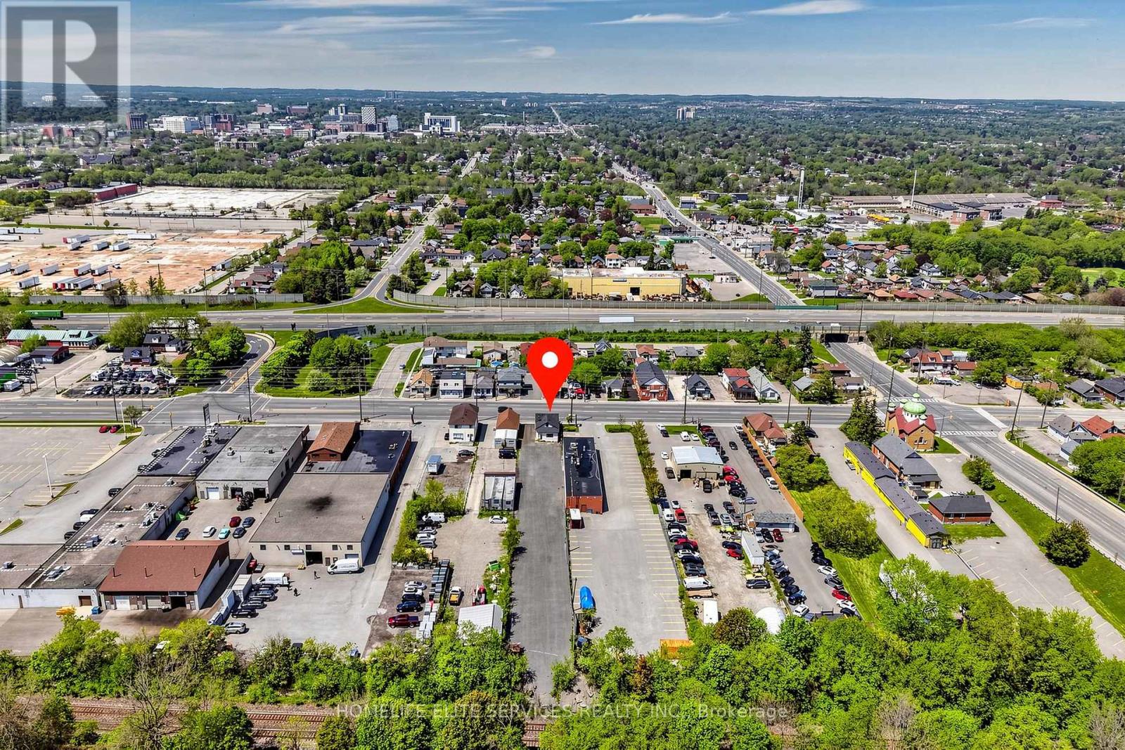 223 BLOOR STREET E - 43