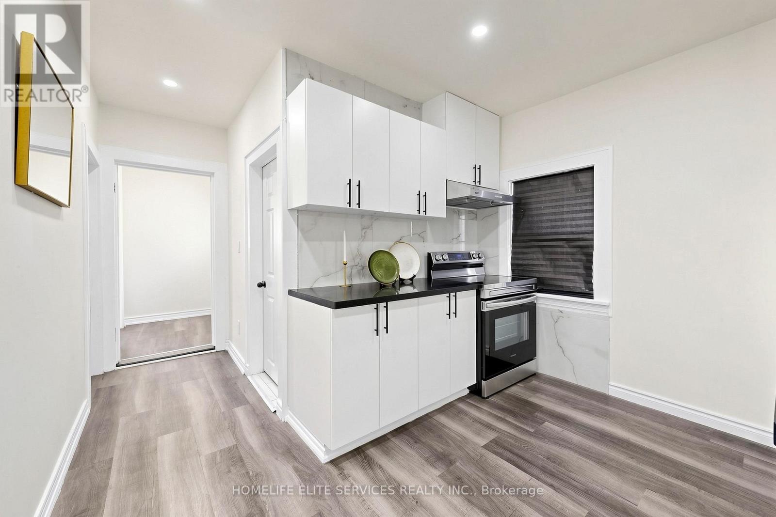 223 BLOOR STREET E - 6