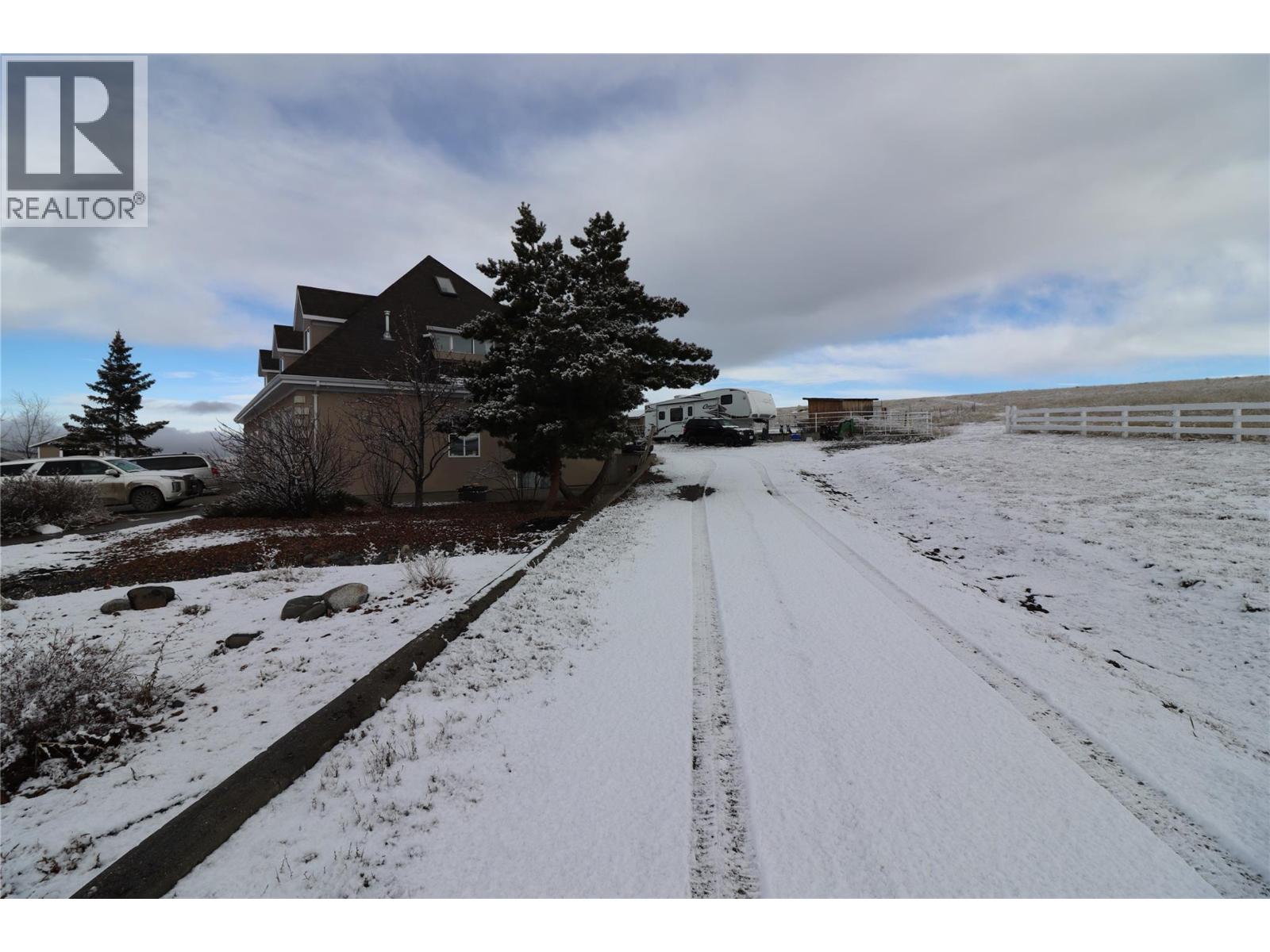 3100 PRINCETON KAMLOOPS Highway - 25