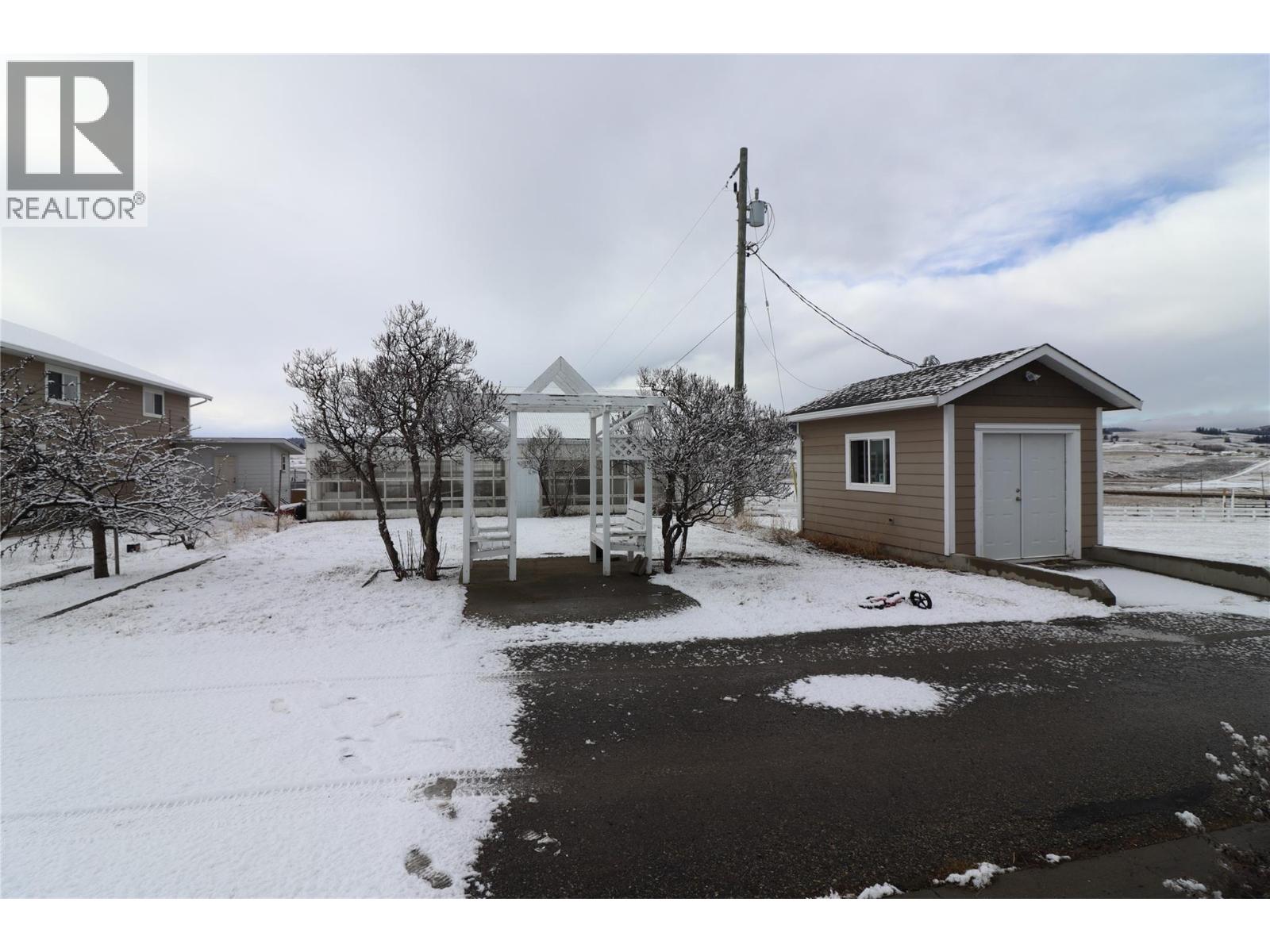 3100 PRINCETON KAMLOOPS Highway - 18