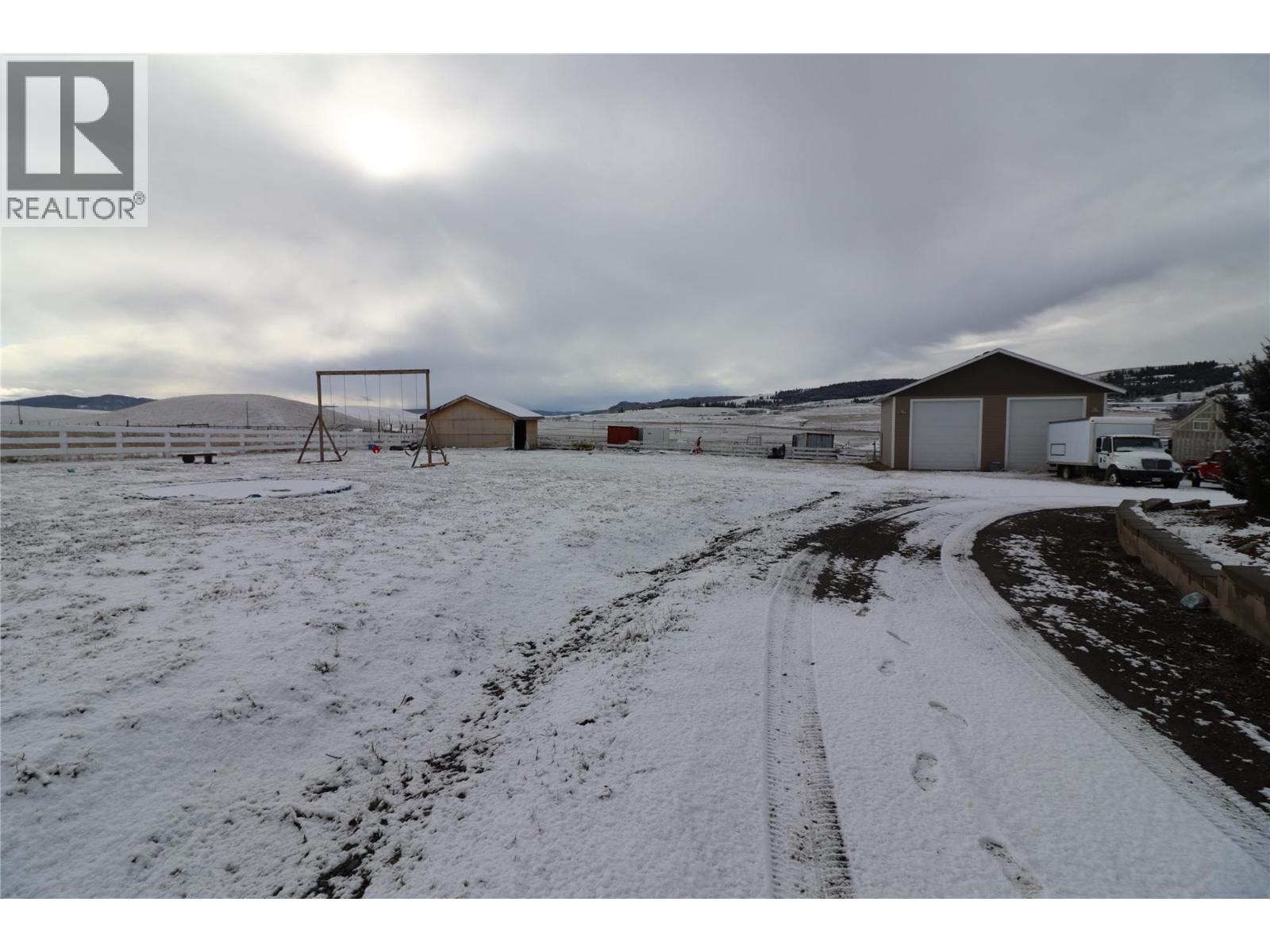 3100 PRINCETON KAMLOOPS Highway - 23