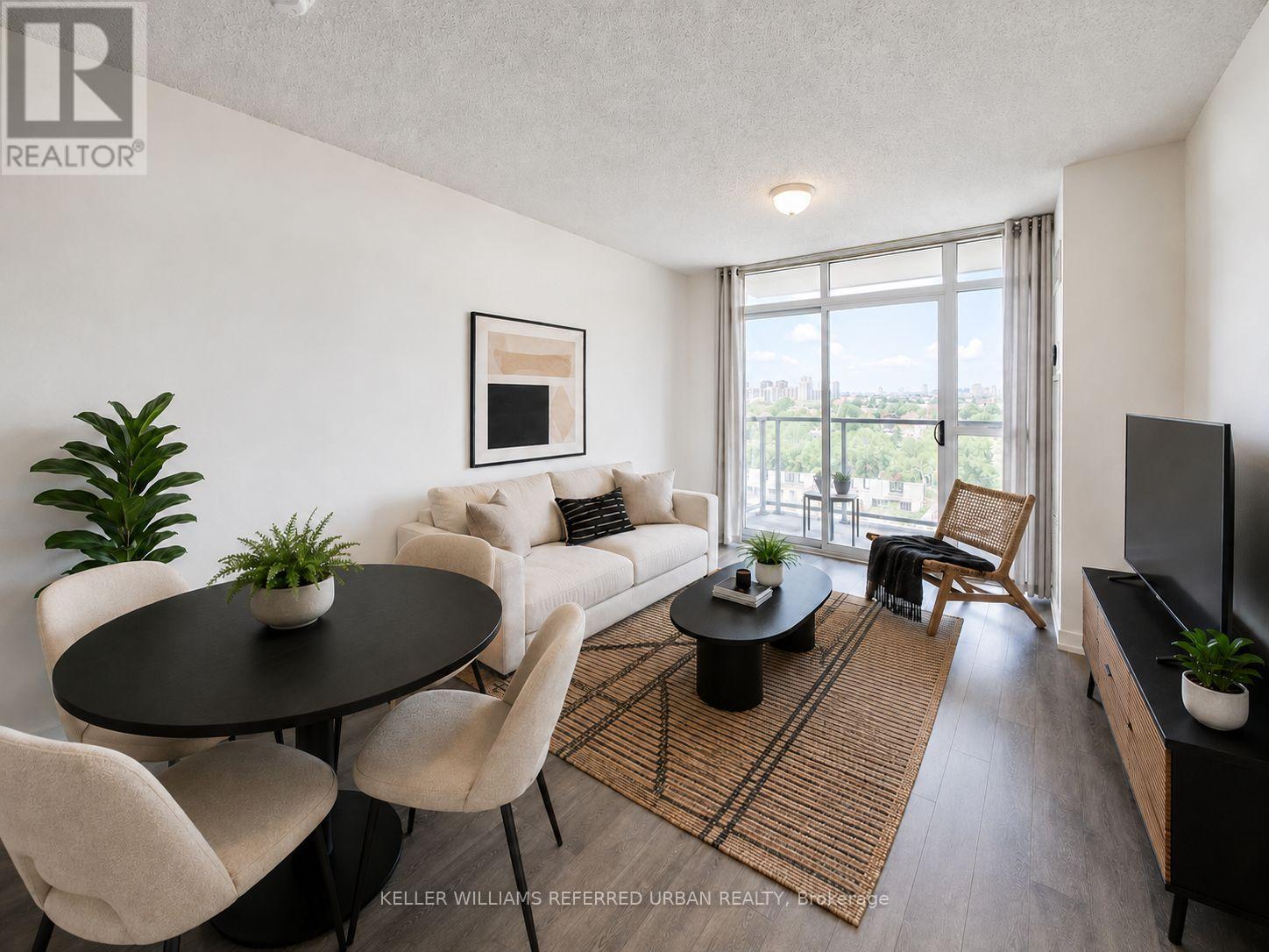 Listing photo of 815 - 812 LANSDOWNE AVENUE