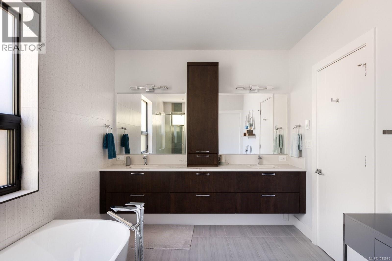  4673 Boulderwood Drive, Saanich