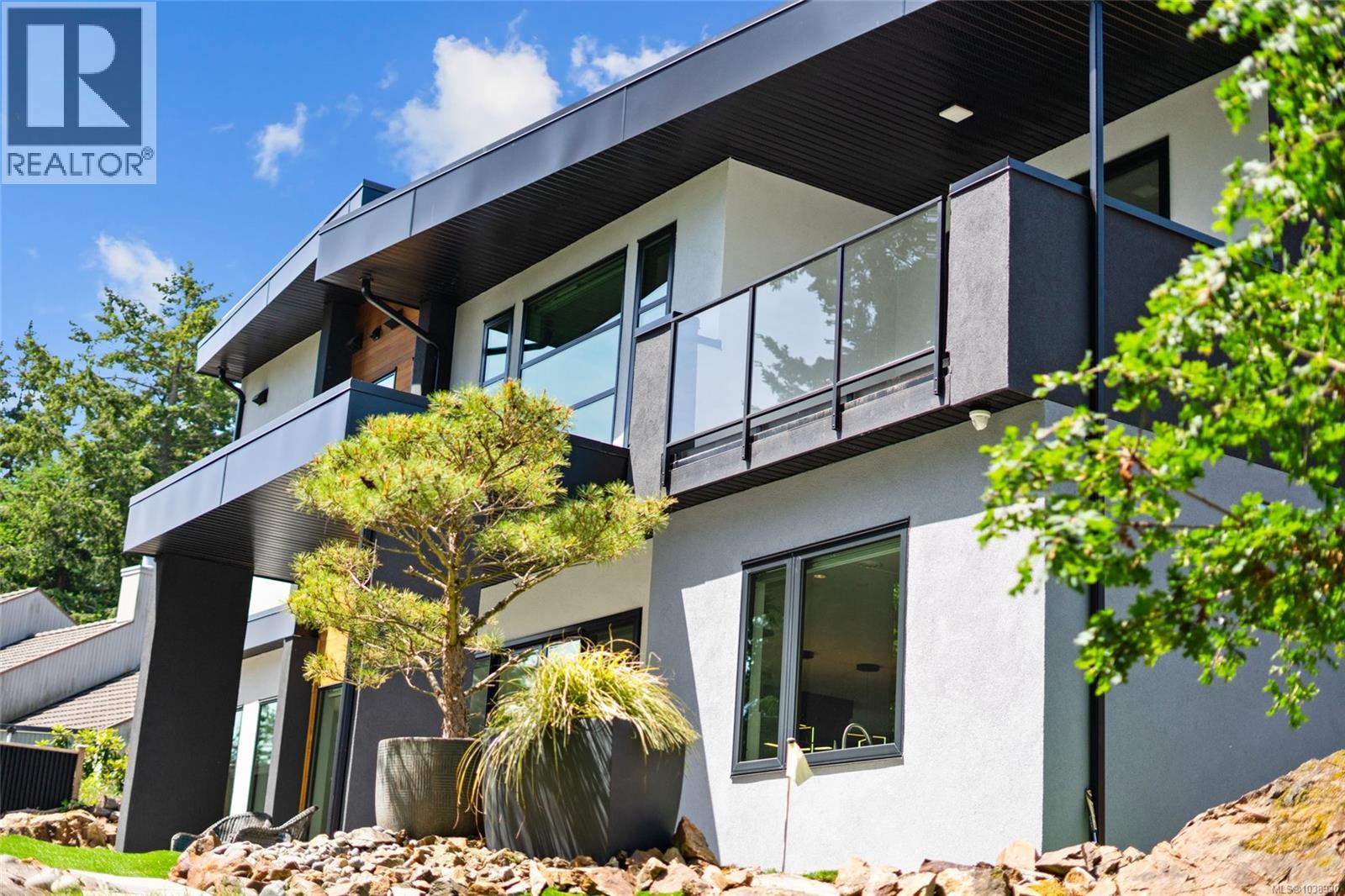  4673 Boulderwood Drive, Saanich