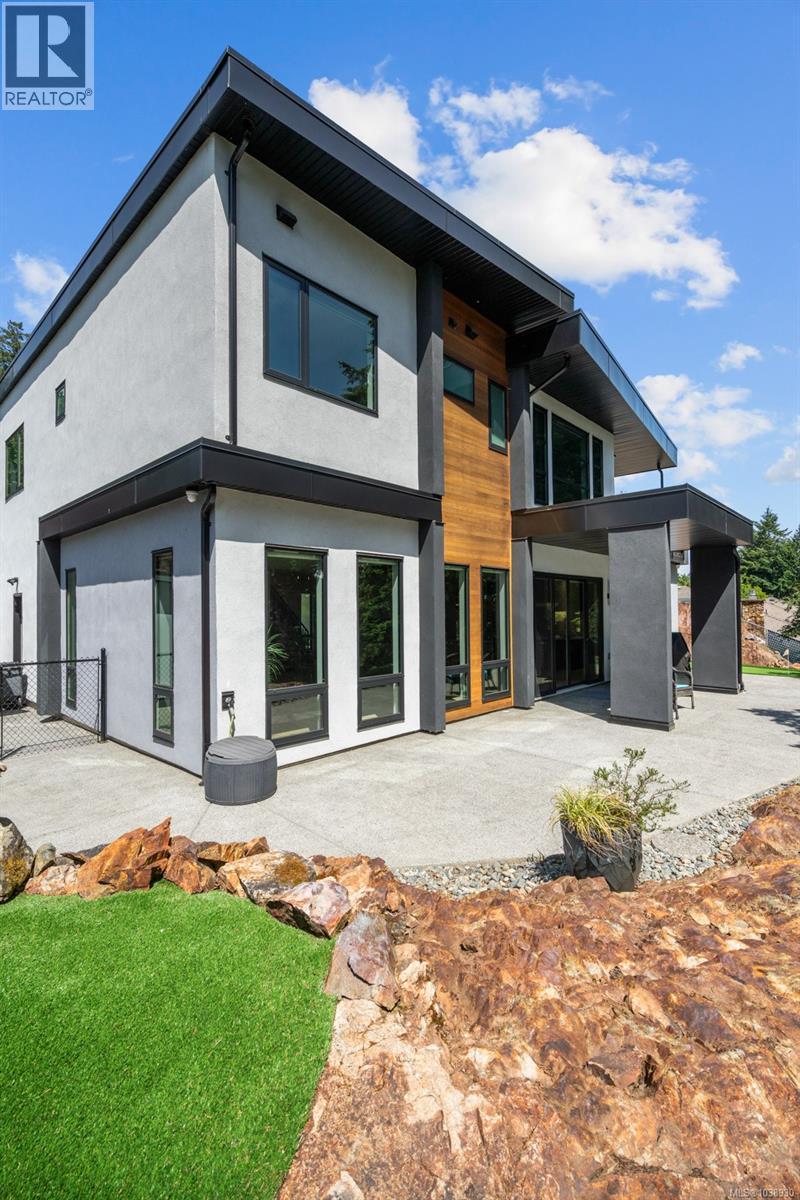  4673 Boulderwood Drive, Saanich
