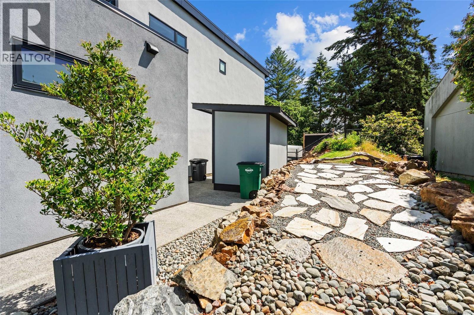 4673 Boulderwood Dr - 63