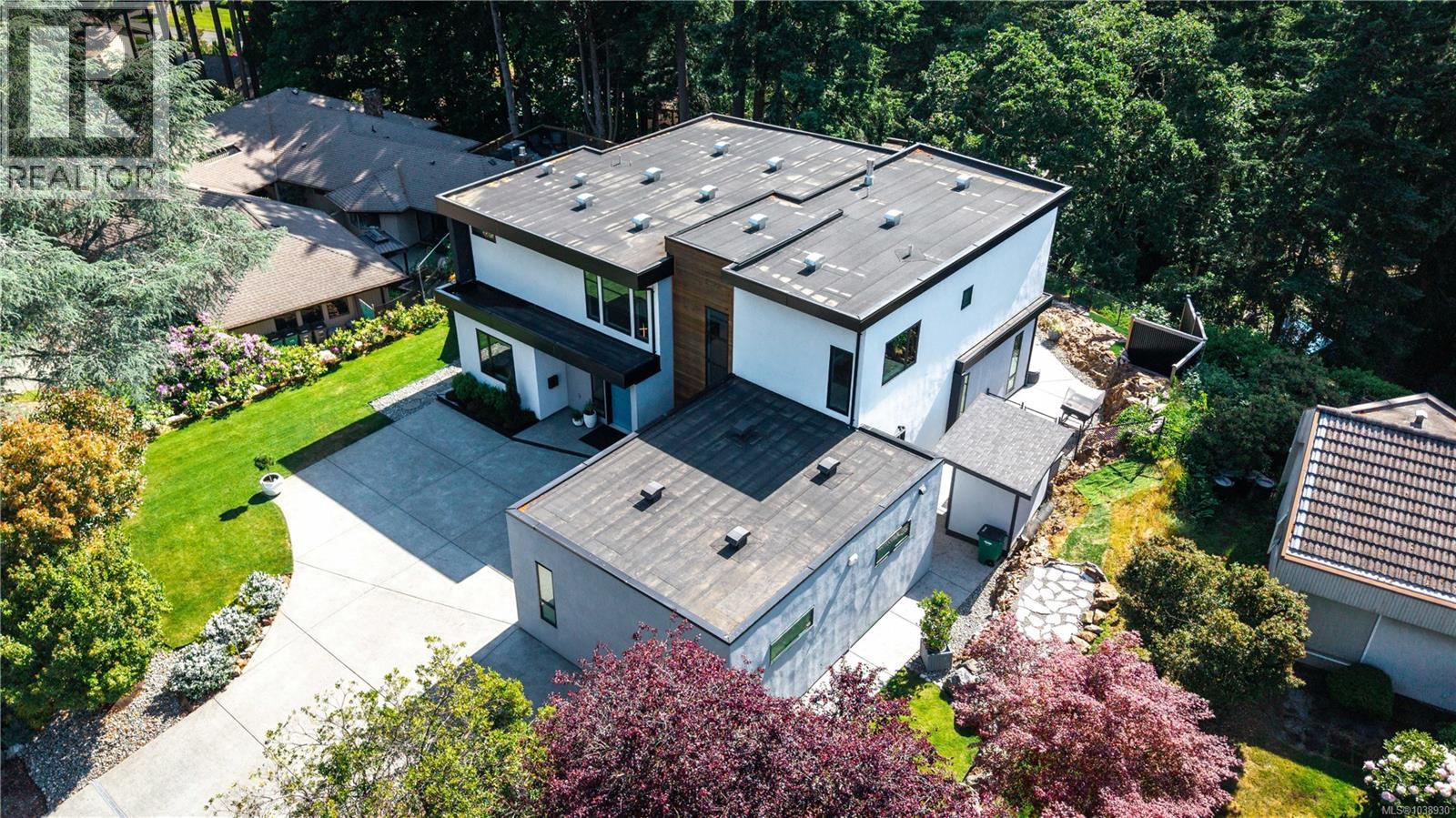  4673 Boulderwood Drive, Saanich