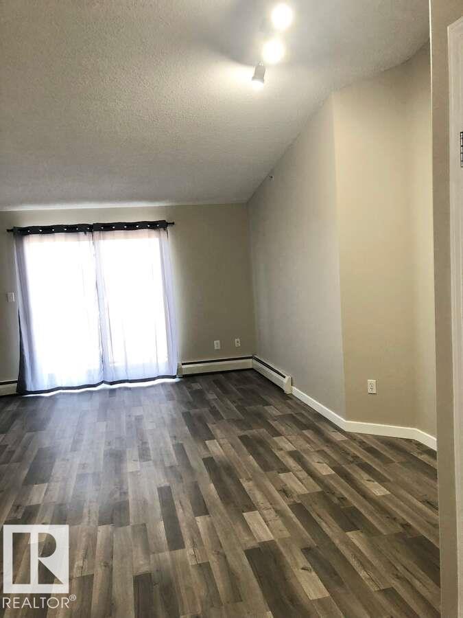 #405 151 EDWARDS DR SW - 31